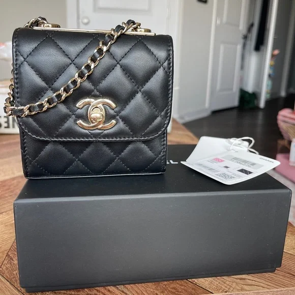 Chanel trendy cc mini black flap gold hardware - Picture 10 of 17